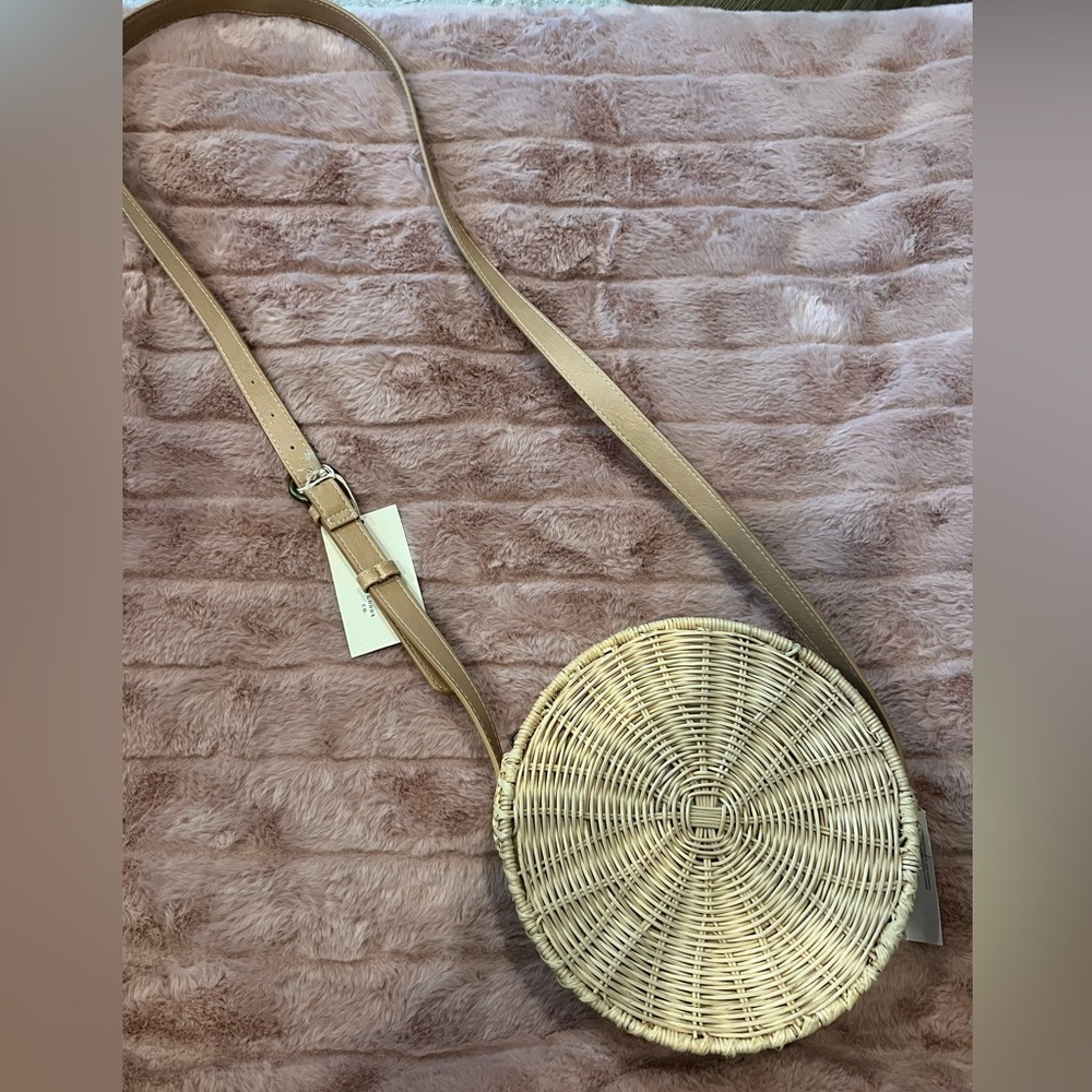 Universal Thread Tan Crossbody Bag with Woven Design